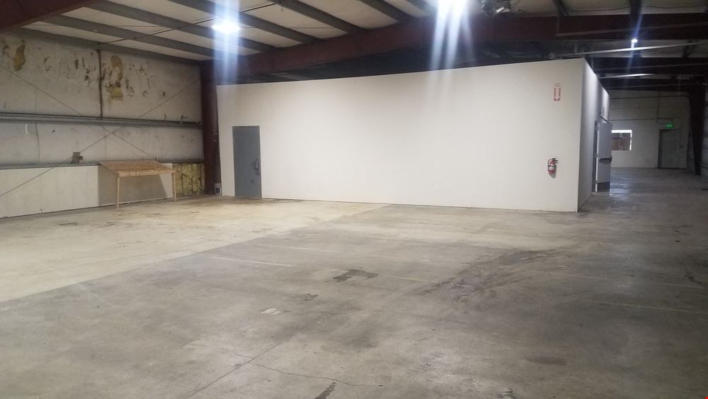 1125 Salem Industrial Drive NE