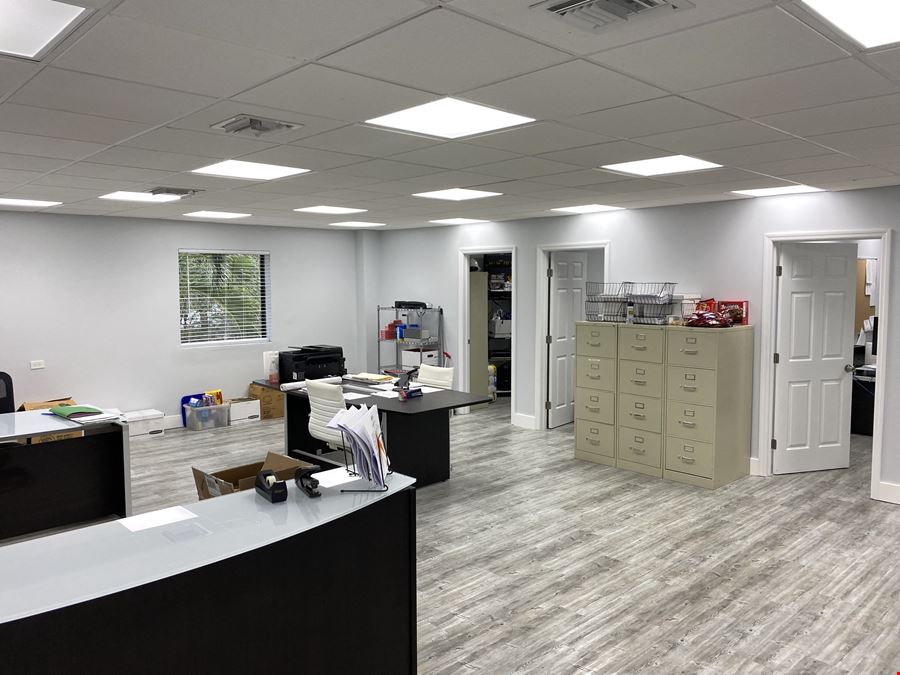 ±12,000 SQFT OFFICE WAREHOUSE CONDOMINIUM
