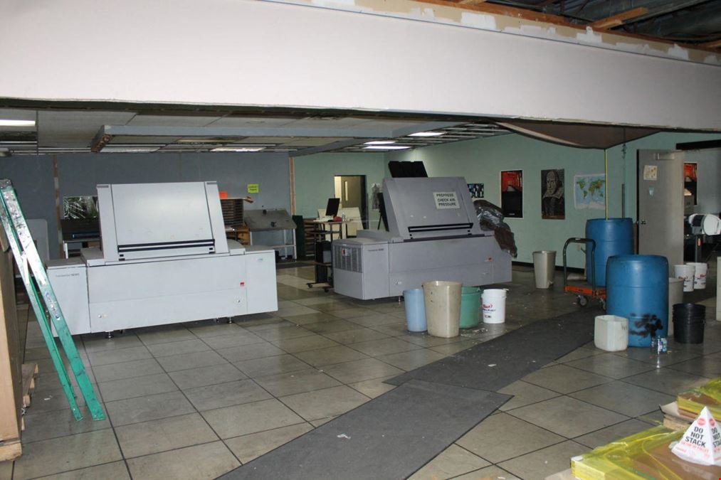 121 Industrial Dr