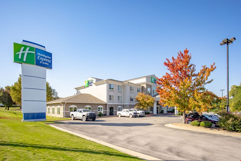 Holiday Inn Express & Suites Chickasha (OKC MSA) OK