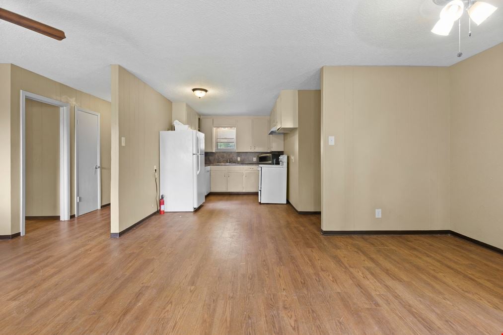 10973 Longstreet Rd