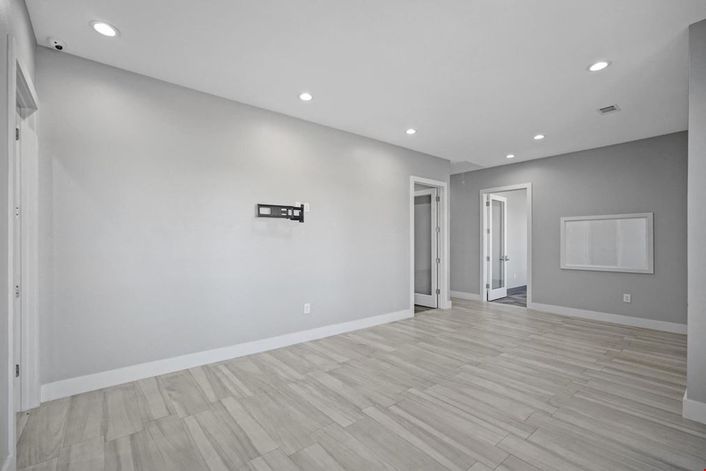 ±2,250 SF Office for Lease in Rowlett, TX