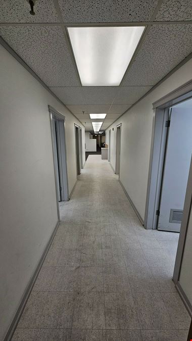665 E. Anderson St., Suite E