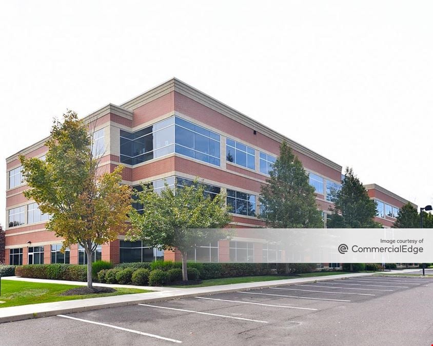 Stone Manor Corporate Center - 2600 & 2700 Kelly Road