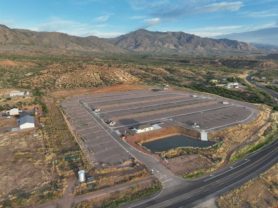 Roosevelt Lake Cottages RV Park