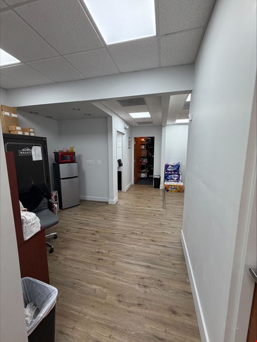 Westland Commons | Suite 1738-1