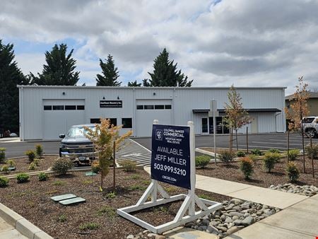 Preview of Industrial space for Rent at 827 Railway Street