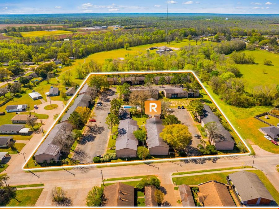 Receivership Sale: 109-Unit Multifamily Value-Add | Chateau Royale