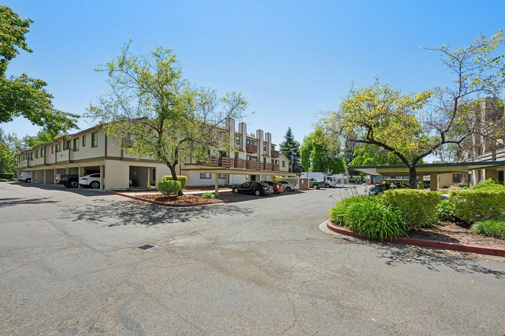 7425 Camino Colegio
