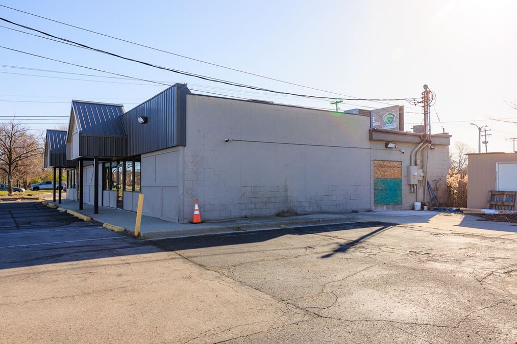 901 Trowbridge Rd