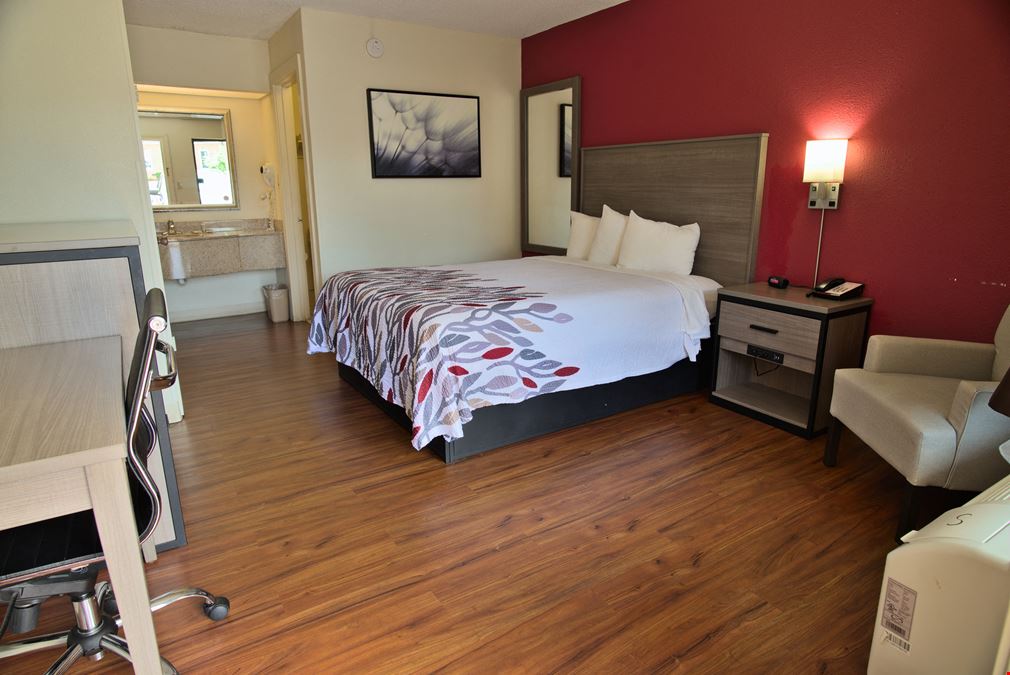 Established Economy Hotel, Exit 28 I-77, Lake Norman