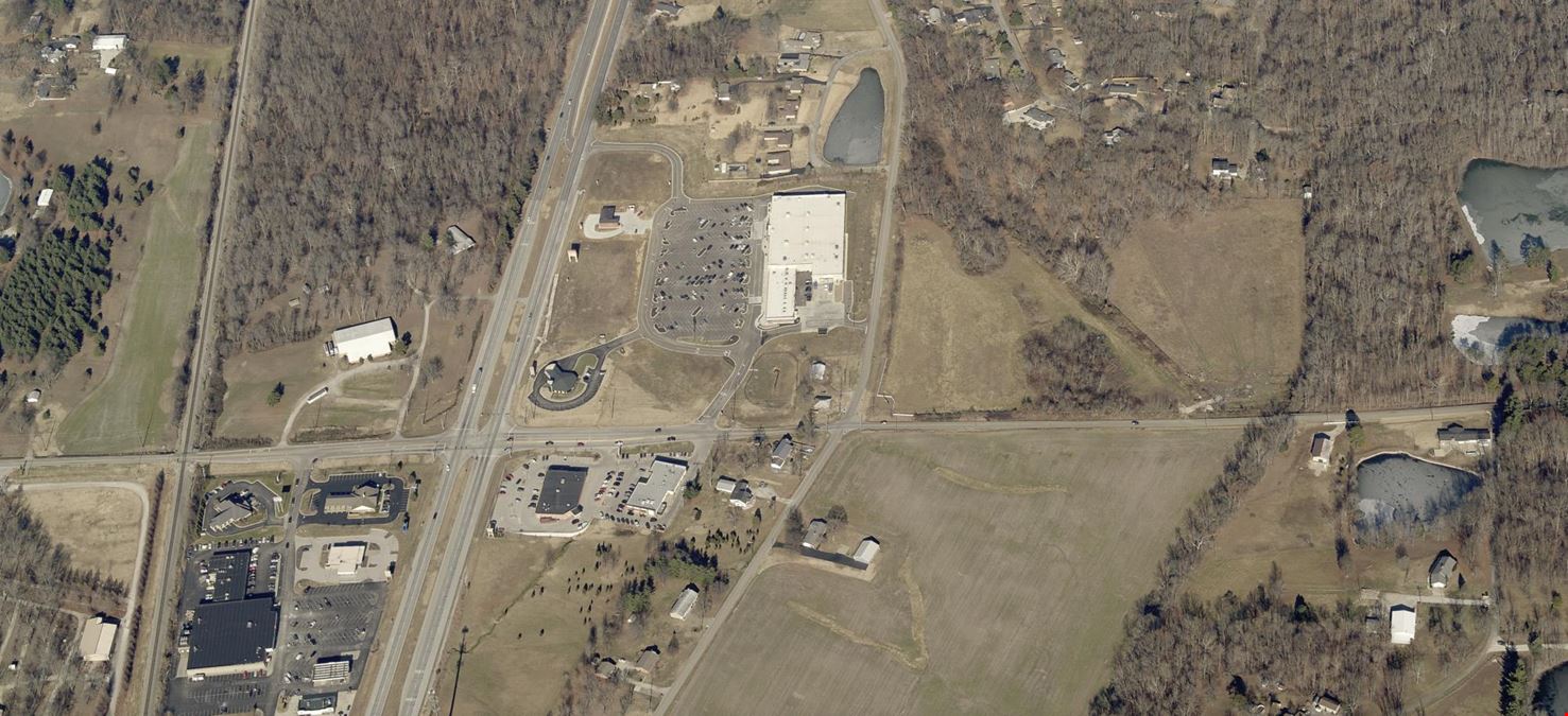 Hwy 41 Grocery Outparcel