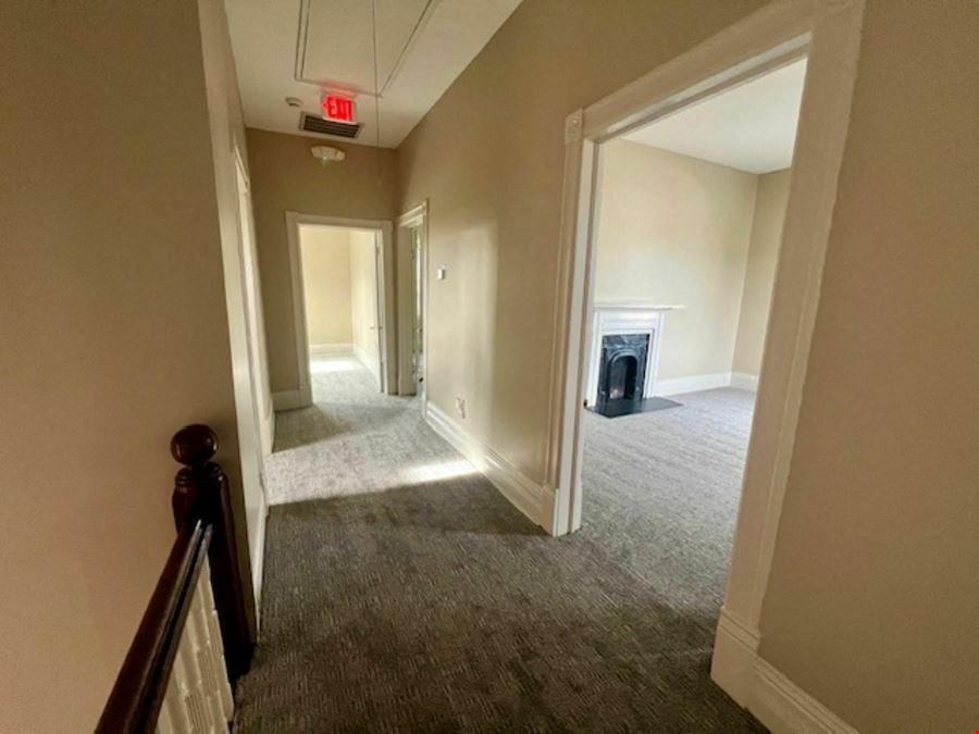 482 New St