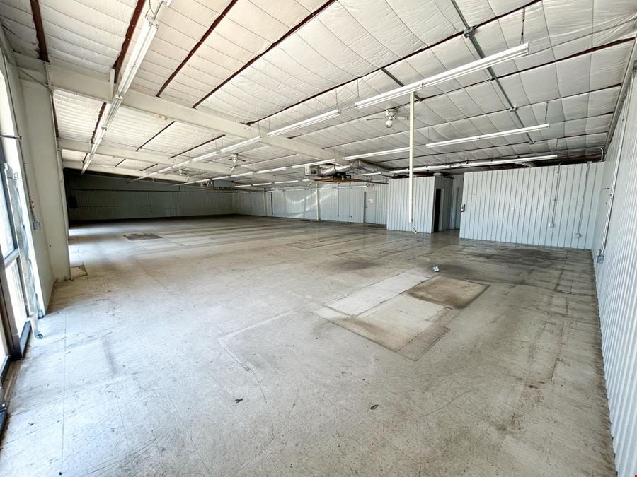 Cleveland, TX - Retail Bldg for Sale/Lease