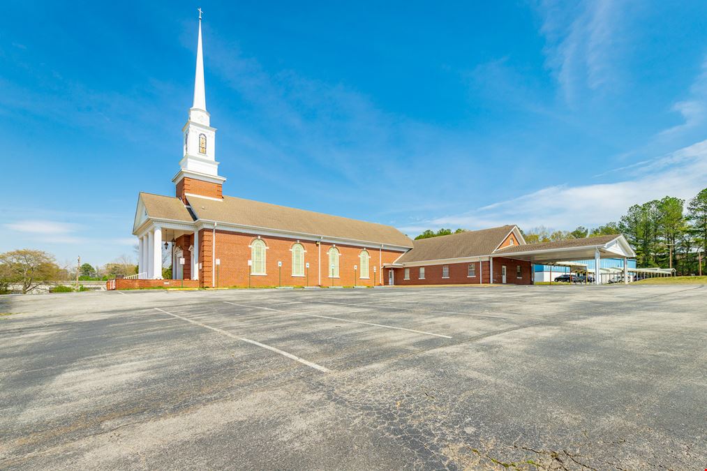 Church (Total 25,136 SF) with Athletic Facility on 6.27 Acres