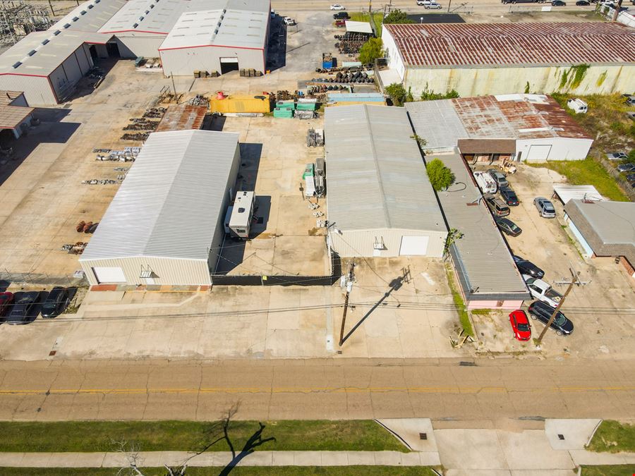 Renovated Baton Rouge Warehouse with Rollup Door
