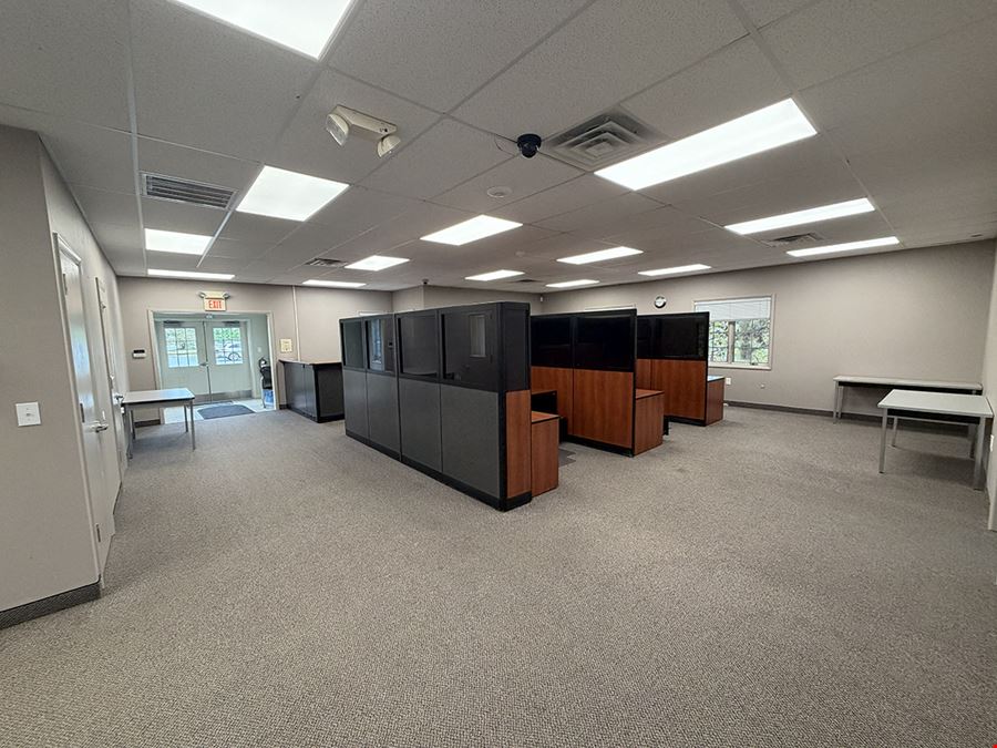 Executive Office Suite For Lease