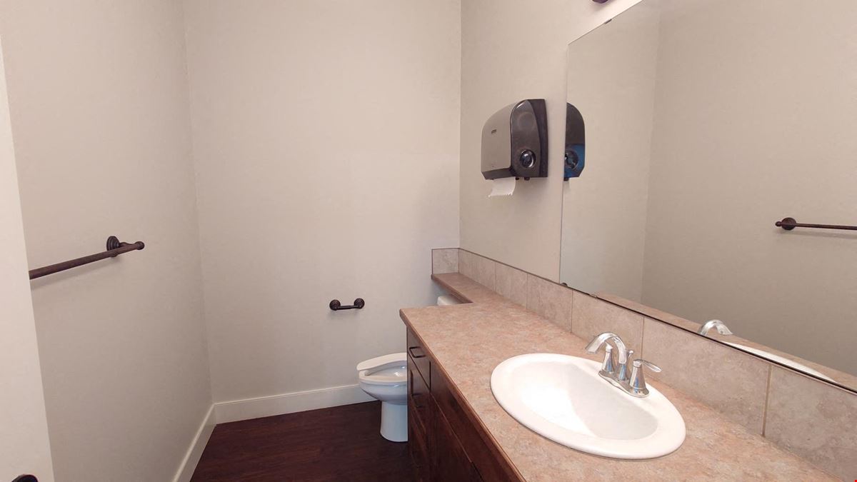 7700 76th Street Close (Building 400)
