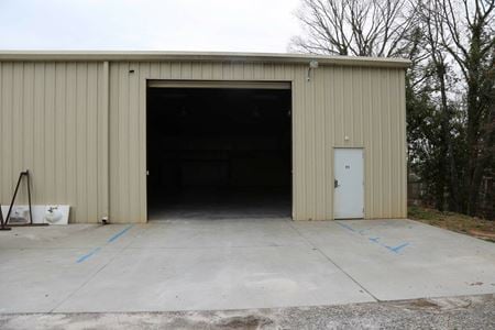 Preview of Industrial space for Rent at 716 E Fairfield Rd