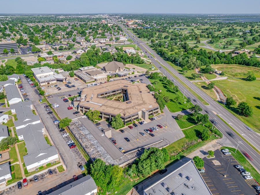 4334 Northwest Expressway