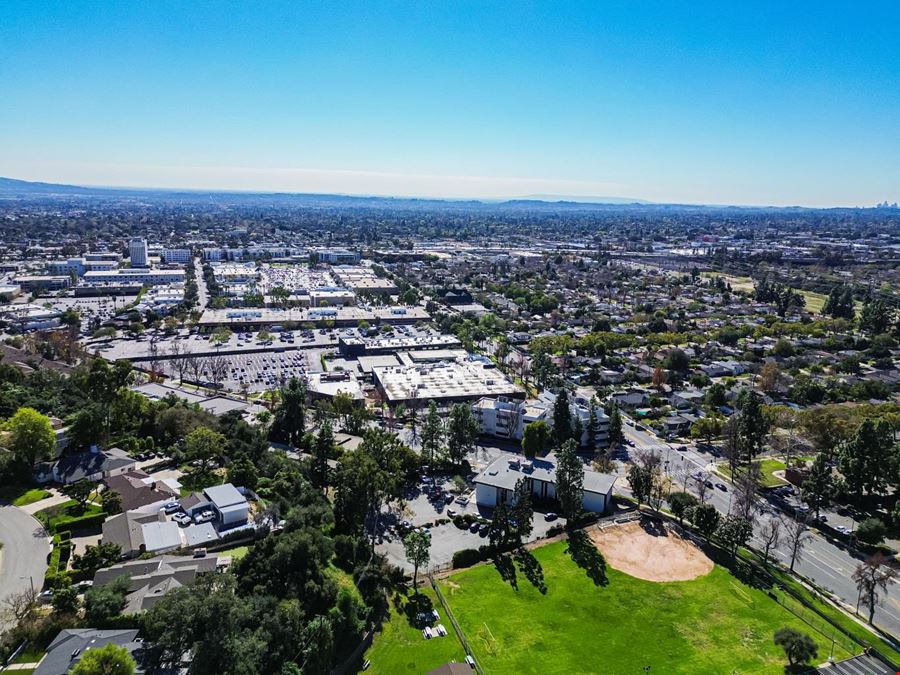 670 N Rosemead Blvd, Pasadena