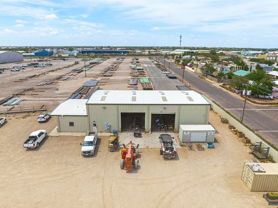 4 Industrial Buildings on ±7.66 Acres
