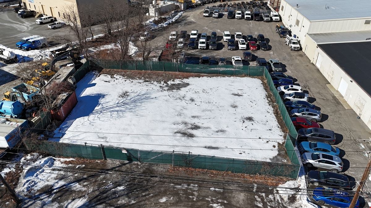 Merrimac Street Outdoor Storage