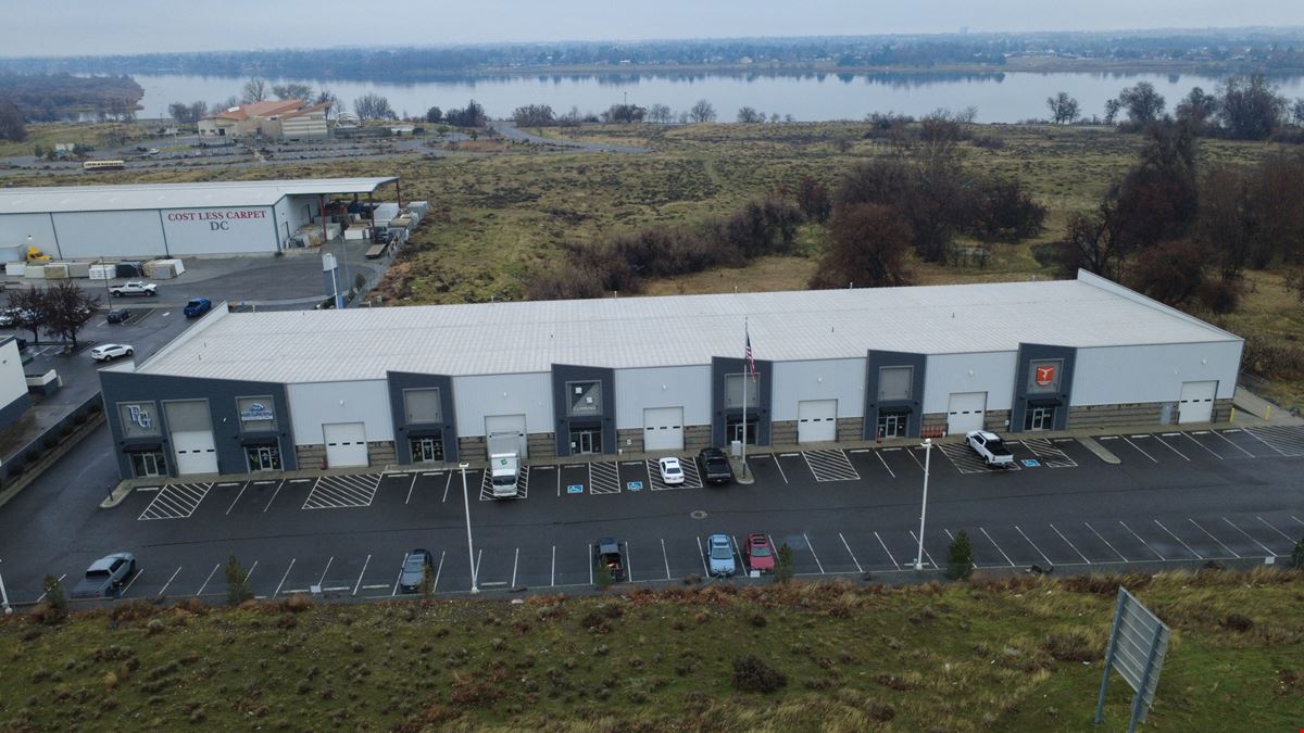 Fowler Retail/Flex Complex