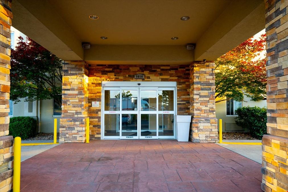 Comfort Inn Woodland Hills