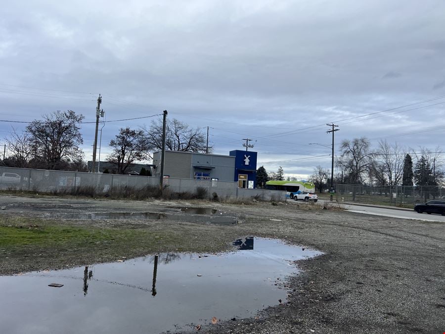 Office & Retail Land for Sale