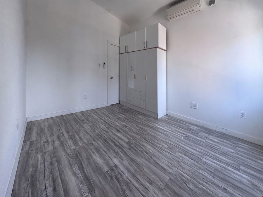 236 Johnson Avenue | East Williamsburg Private 3rd Floor Walk-Up Office for Lease
