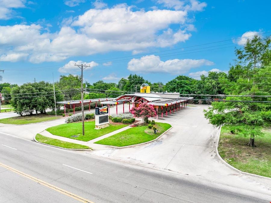 1,704 SF for Sale or Lease in Irving