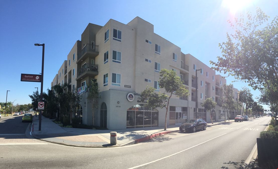 Hollydale Plaza