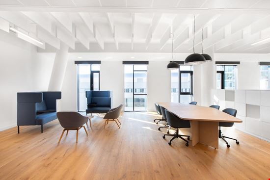 Regus - City Tower