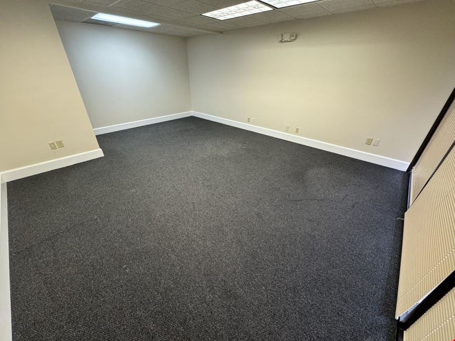 2065 SF Suite 132 Professional and Medical Office Space