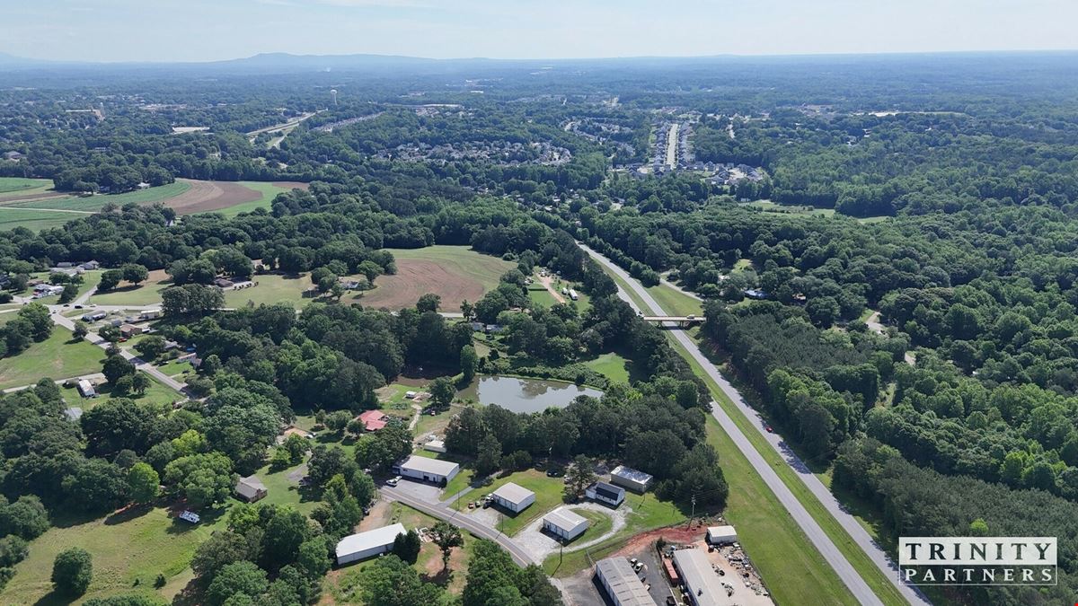 747 & 749 Black Snake Road