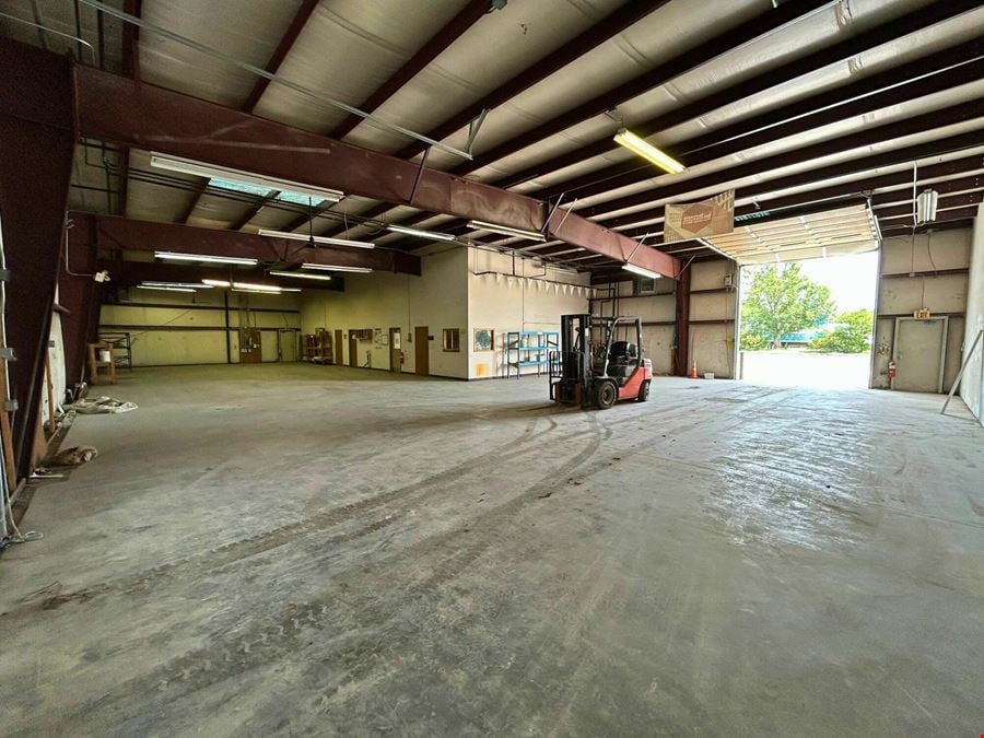 INDUSTRIAL SPACE FOR LEASE IN NORTHWEST SPRINGFIELD