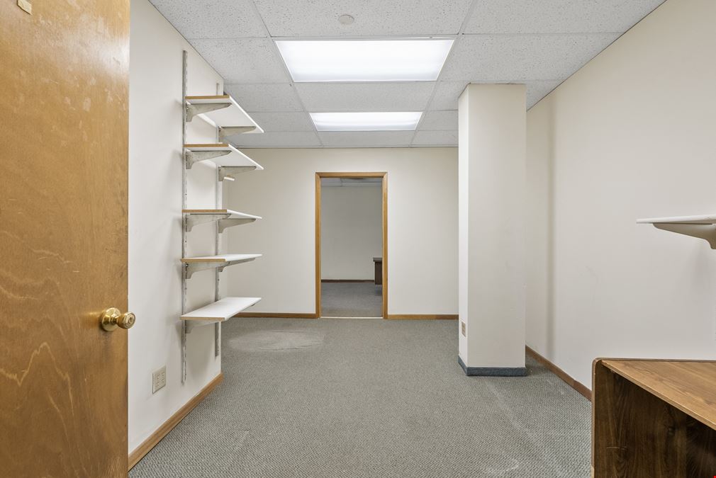 Retail/Office Space - 317 Cedar Ave S