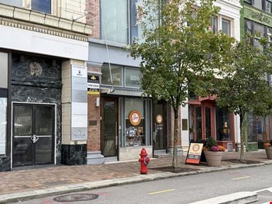 808 Penn Avenue