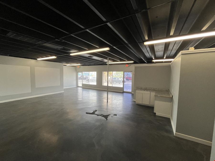 4632 Del Prado Blvd 