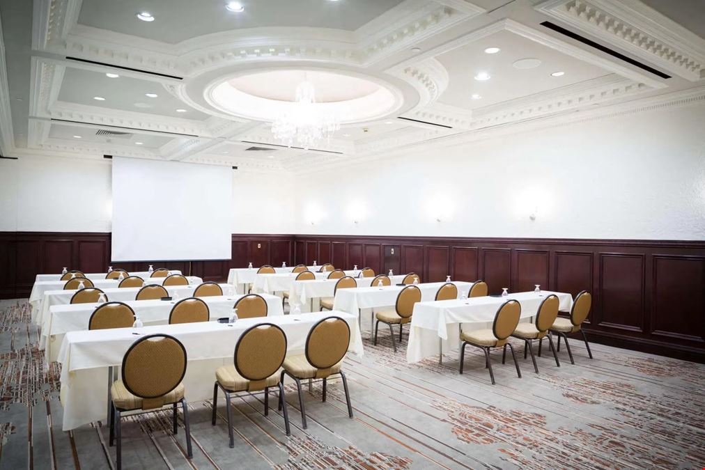 Radisson Cincinnati Riverfront