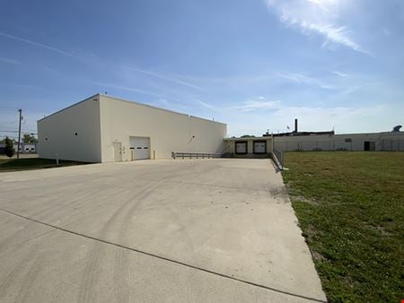 Preview of Industrial space for Rent at 211 Sylvania Avenue