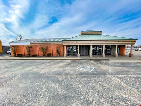 Preview of commercial space at 4901 S Pennsylvania Ave