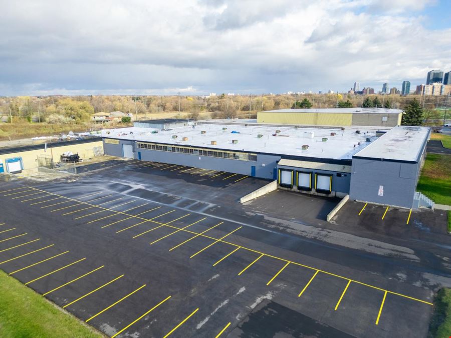 2-8 Holtby Ave, Brampton, ON L6X 2M1