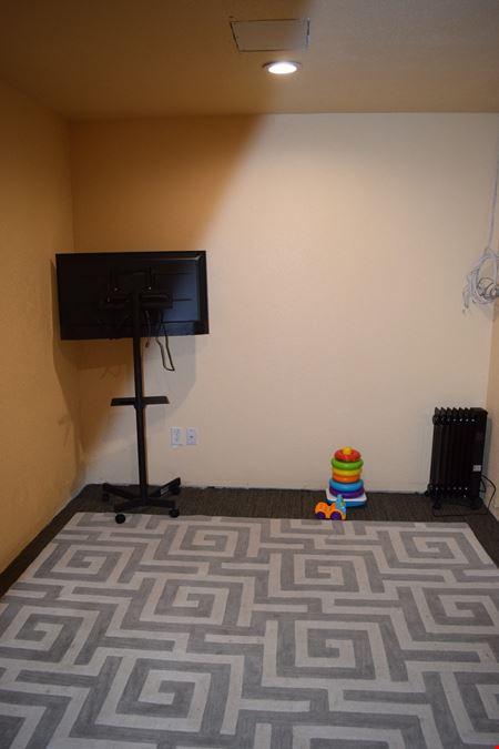 1,500 SF Office/Warehouse condo investment