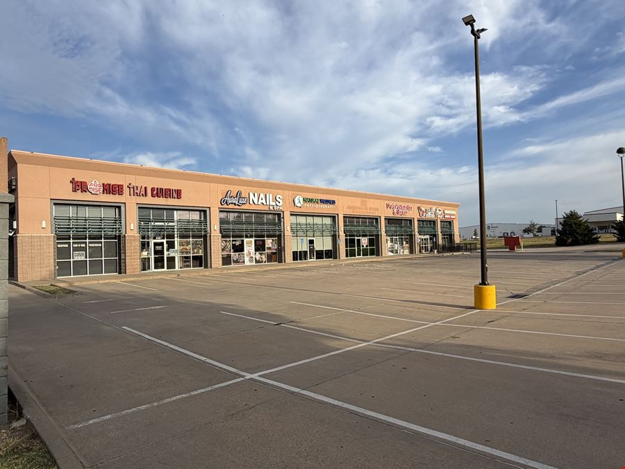 Greenview Plaza