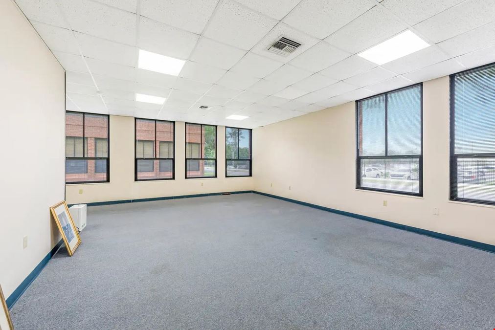 Garden-Style Office For Sale