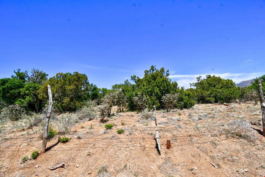 201 Entranosa Rd