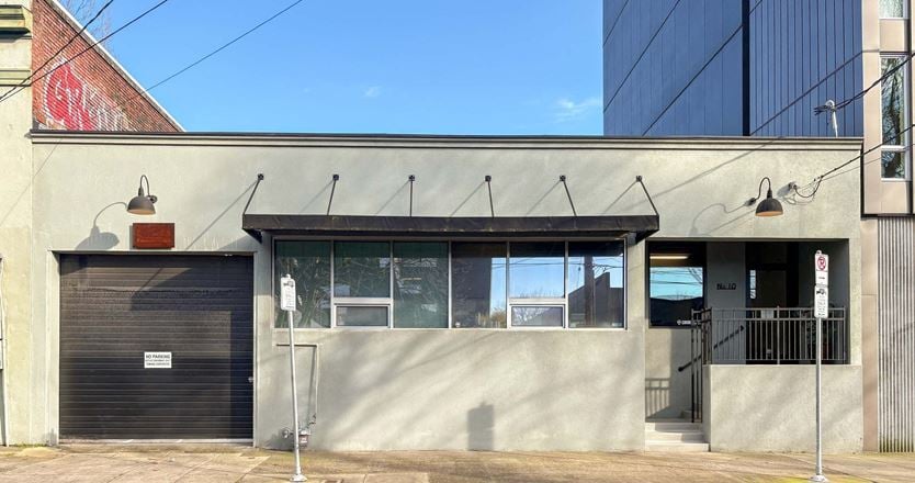 Preview of Industrial space for Rent at 10 SE 10th Ave
