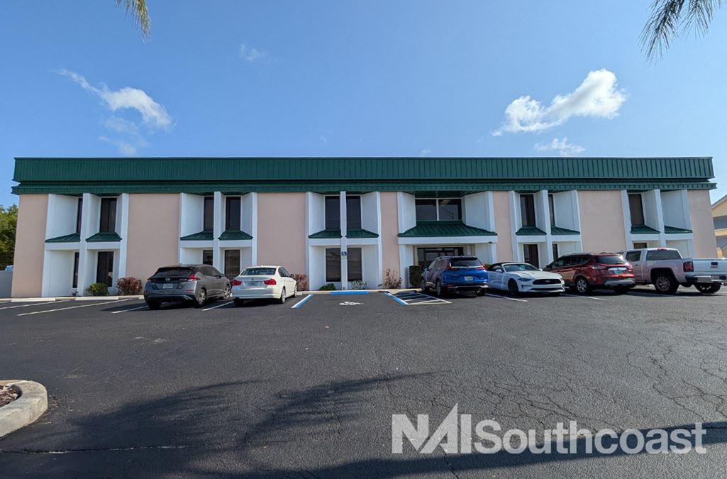±1,253 SF - West Bridge Office